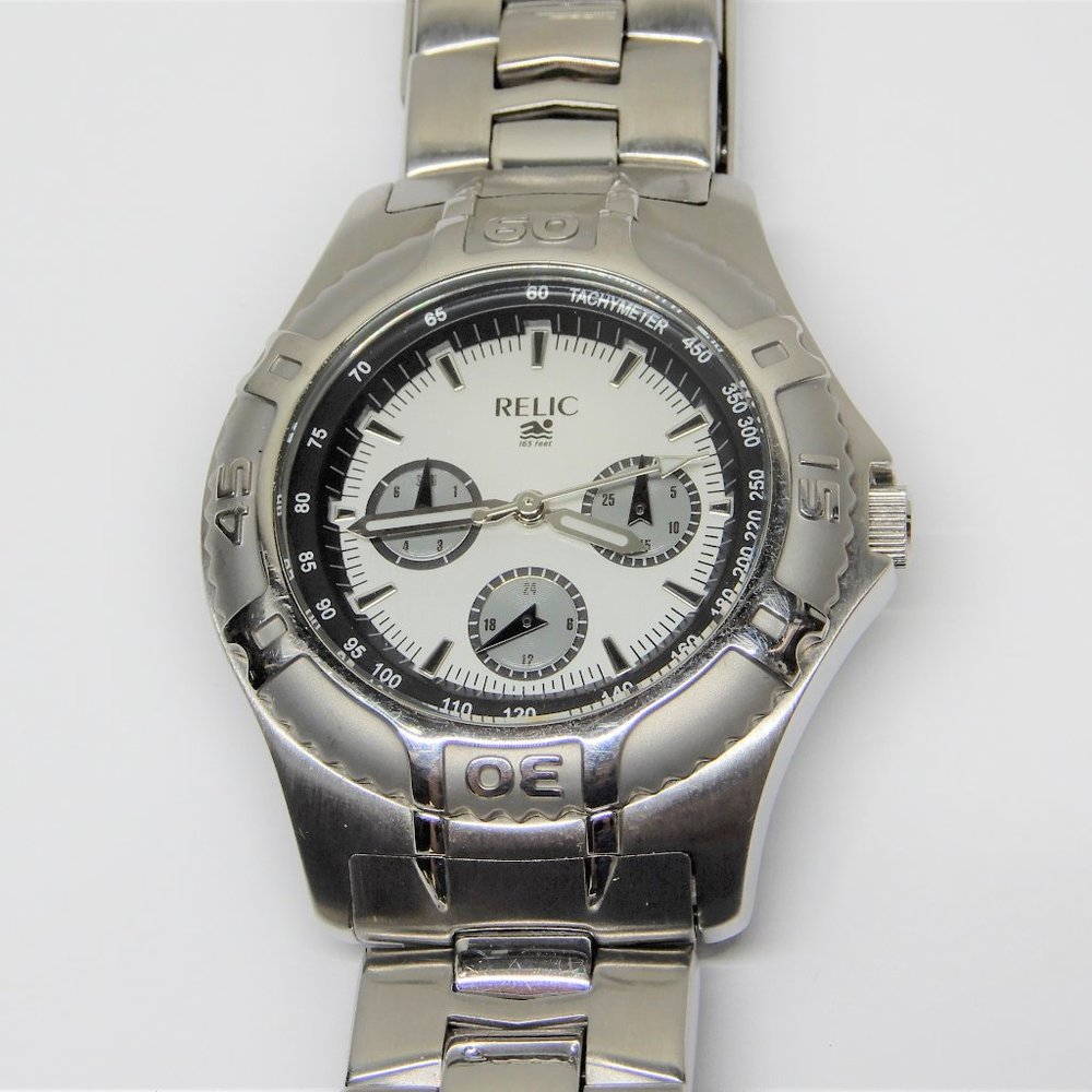 Men's Relic Water Resistant Watch - Picture 2 of 5
